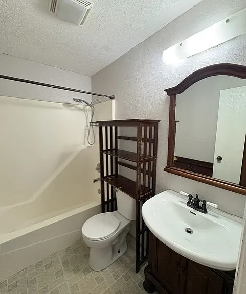 415 Colleen Dr — Photo 13