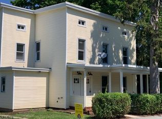 122 Valentine St #A, Hackettstown, NJ 07840