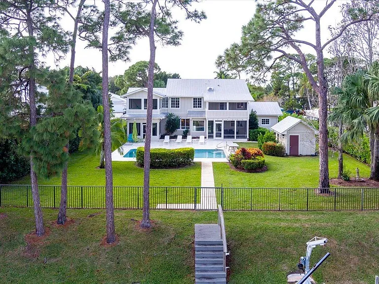 1947 NW Palmetto Ter — Photo 119
