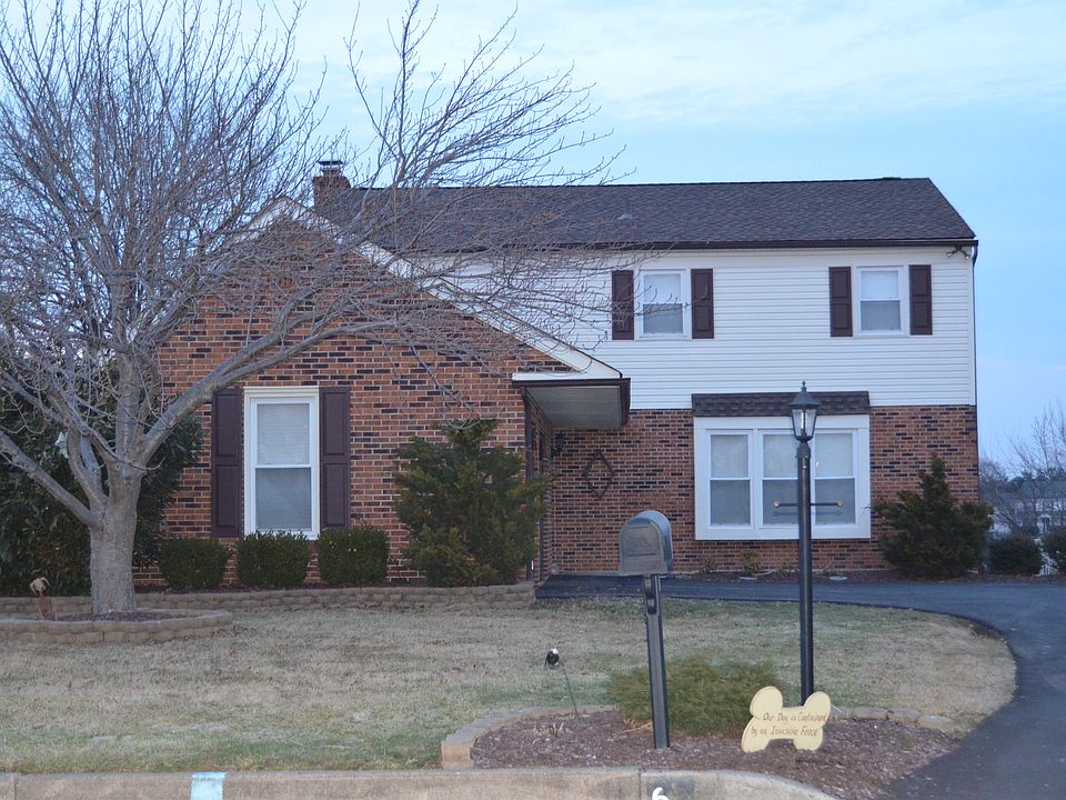 1st image of 62 Sharon Dr