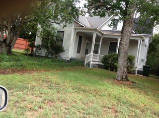 1415 N Ave E, Shiner, TX 77984