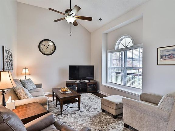 5th image of 1006 Rock Creek Ln