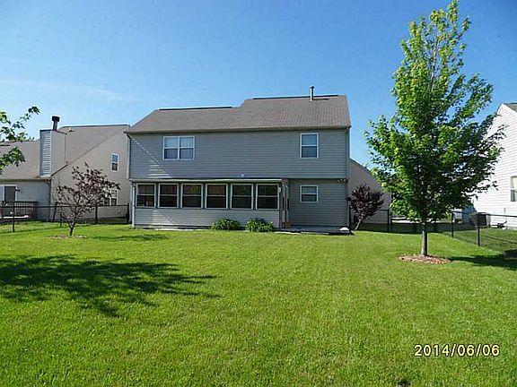 3rd image of 10611 Simsbury Ct