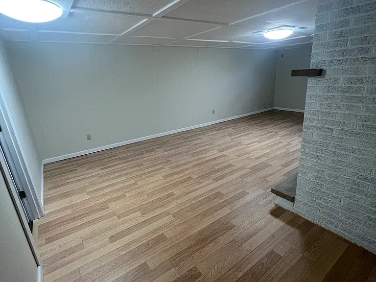 Lower-Level Family Room 26 x 15