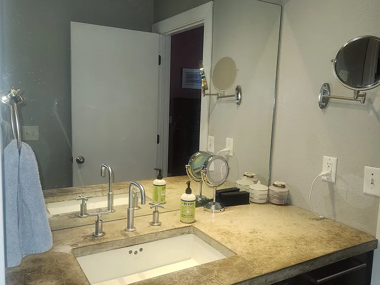 325 5th Ave S #1 — Photo 13