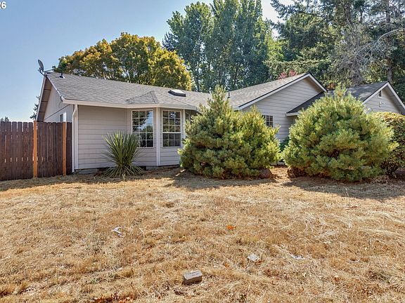 4th image of 9811 NE 138th Ct