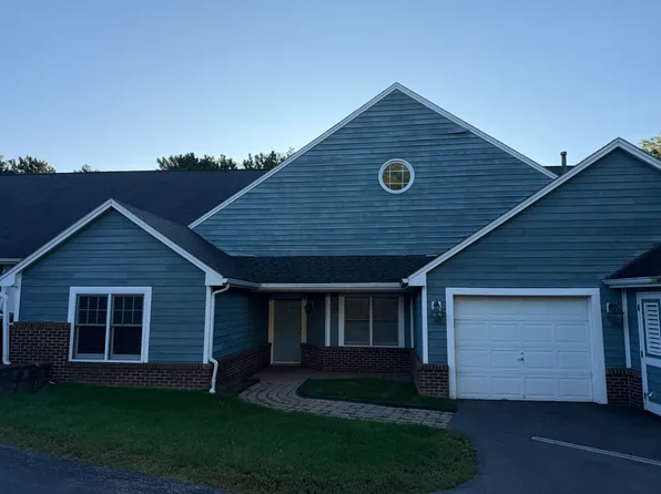 80 Brandon Woods Dr #80, Rochester, NY 14618