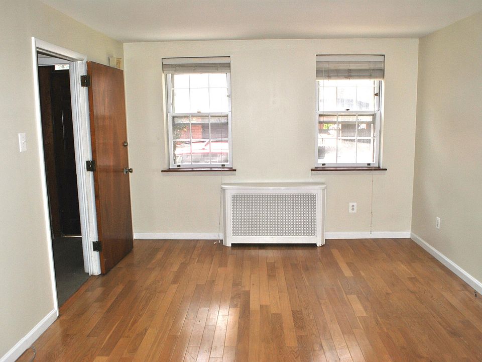 1st image of 713 S 2nd St #1