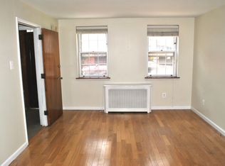 713 S 2nd St #1, Philadelphia, PA 19147