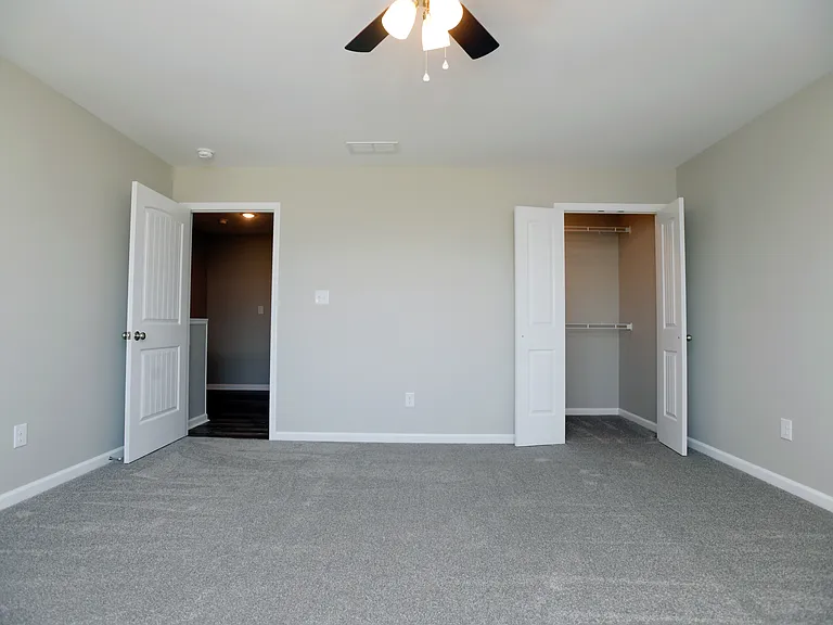 2044 Dolly Dr — Photo 16