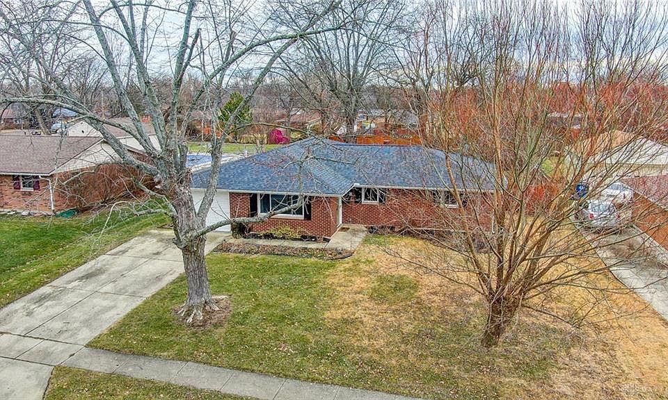 1st image of 5824 Woodville Dr