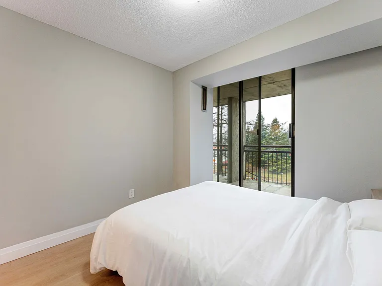 2200 Sherobee Rd — Photo 54