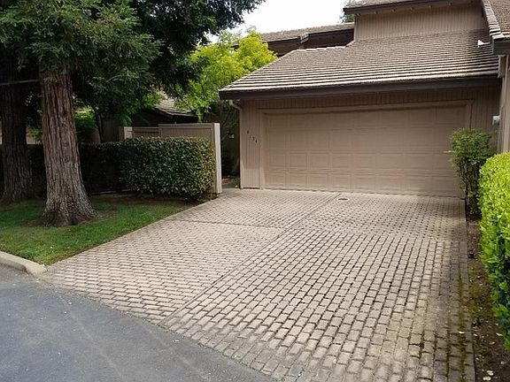 2nd image of 4134 Quiet Meadow Ct