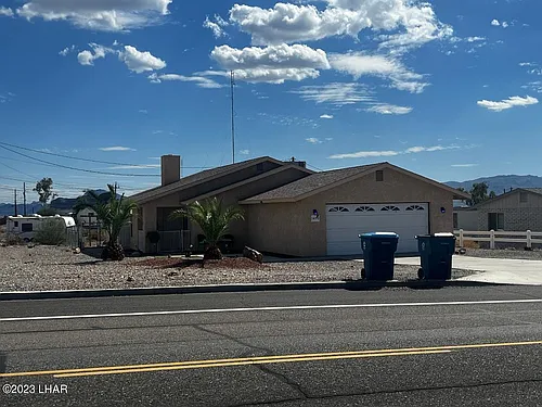 3490 Chemehuevi Blvd Photo 1