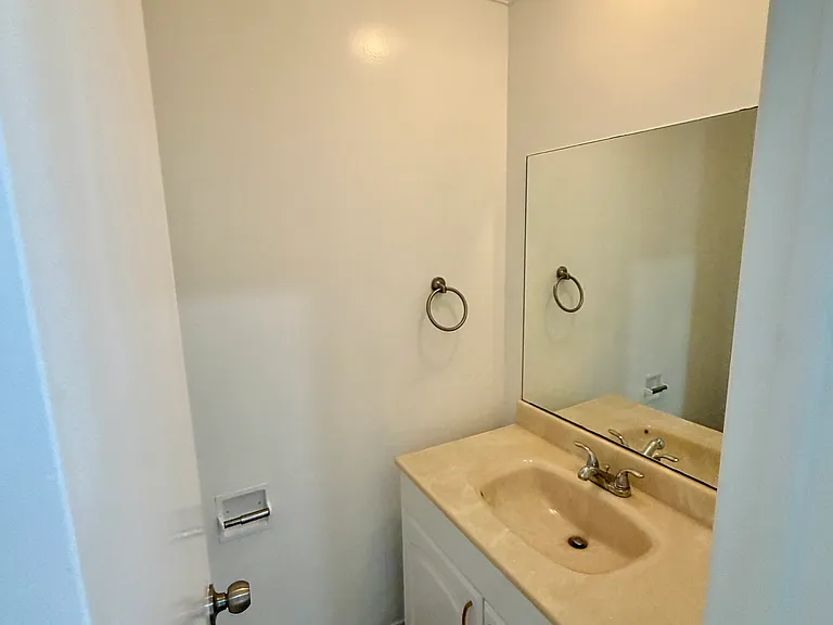332 Culver Blvd #4 — Photo 30