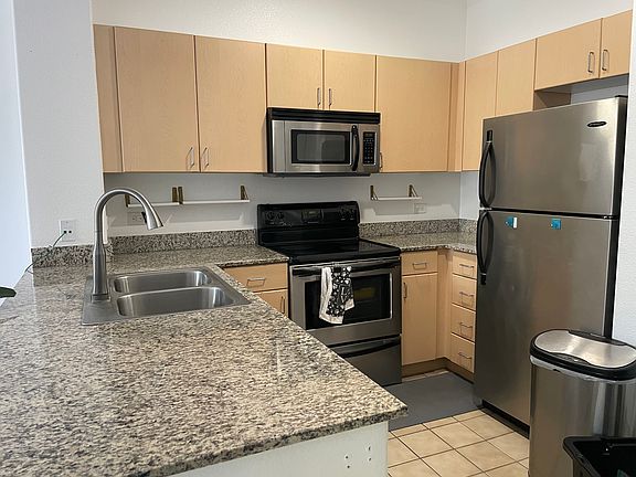 2nd image of 1642 7th Ave Unit 324