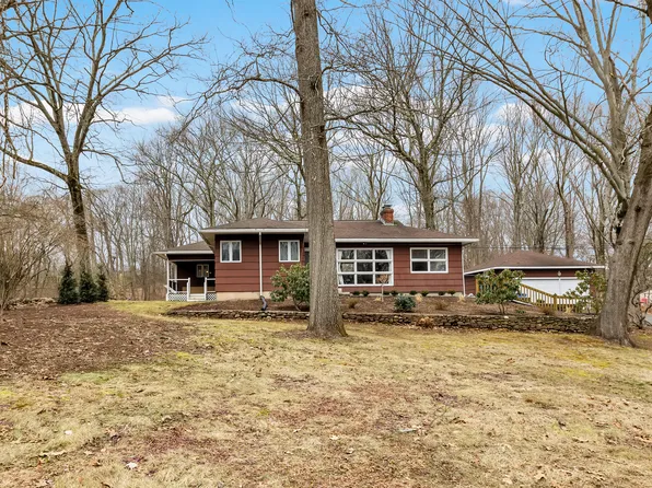 958 Dunbar Hill Road, Hamden, CT 06514