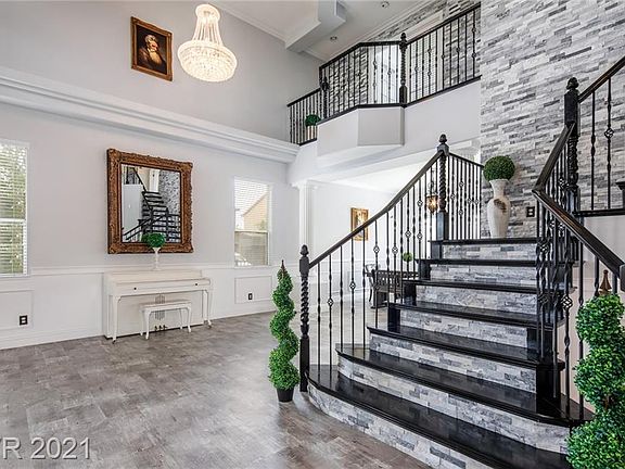 4th image of 6121 Braeside Ct