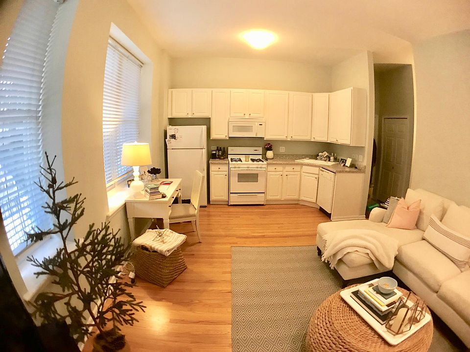 Note: the kitchen has been updated with stainless steel appliances, quartz countertops, and subway tile backsplash.
