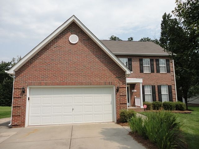 1st image of 4205 Clovelly Dr