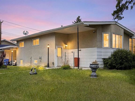 2nd image of 1016 S Hunterdale Pl NW