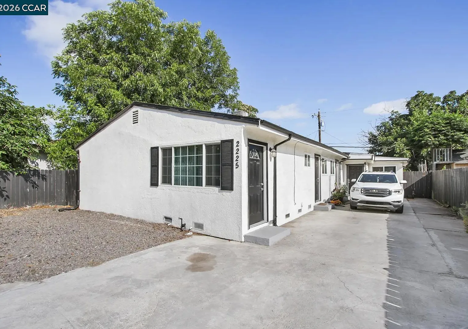 2 bed, 730 sqft, $1,800 — Photo 1