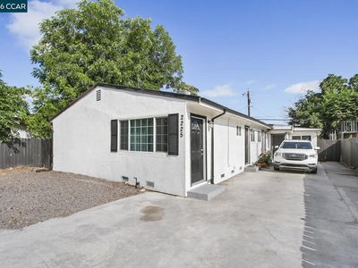 2225 E Myrtle St, Stockton, CA, 95205
