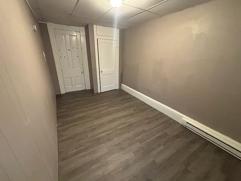 409 W Broad St #4 — Photo 13