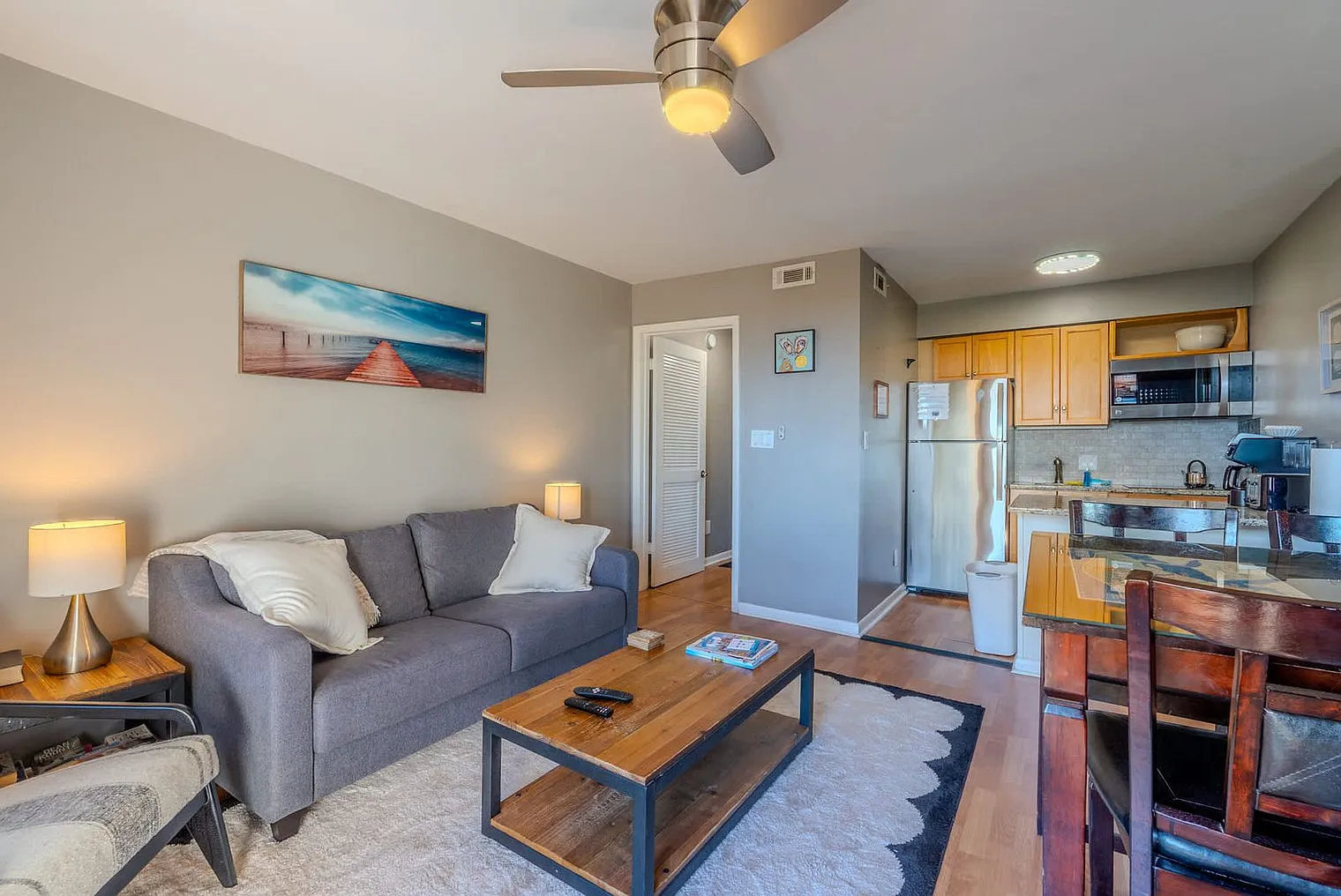 1 bed, 1.0 bath, 516 sqft, $3,642 — Photo 2