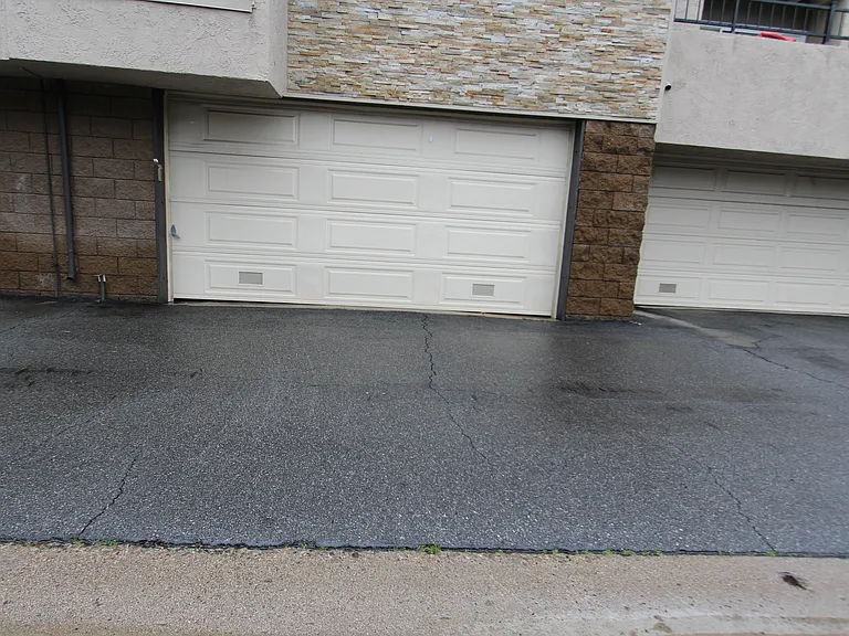 1137 Rosecrans Ave — Photo 21