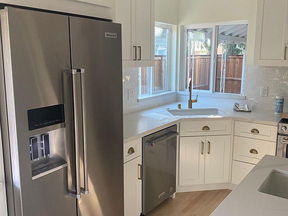 KITCHEN AID APPLIANCES RANGE DOUBLE OVEN OPAL ICE MAKER SEPARATE PREP SINK