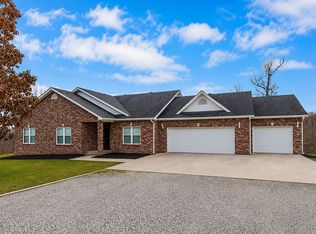 12720 Foxwood Point, Poplar Bluff, MO 63901