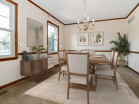 4th image of 1046 Kingswood Dr