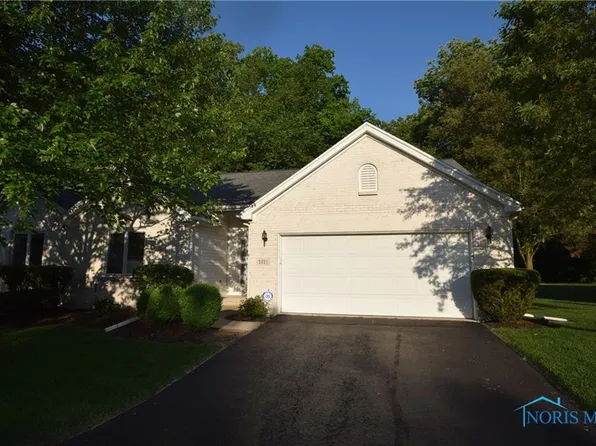 5721 Waterford Pl, Toledo, OH 43623