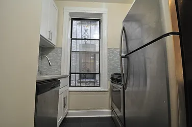 Rented by EXR Somerset LLC