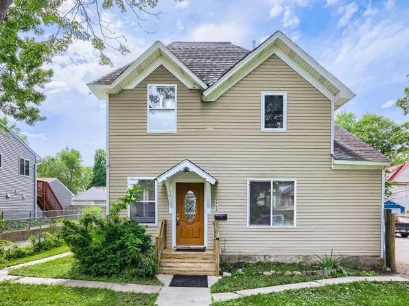2724 17th Ave S, Minneapolis, MN 55407