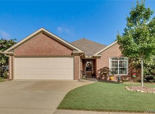 893 Weatherby Dr, Tuscaloosa, AL 35405