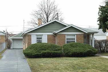 9739 Richard Ave photo 1