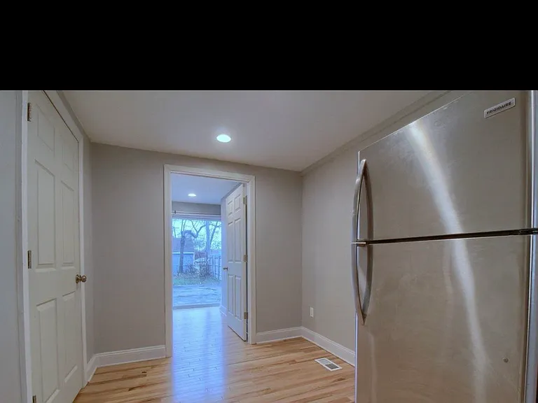 11610 Cardwell St — Photo 14
