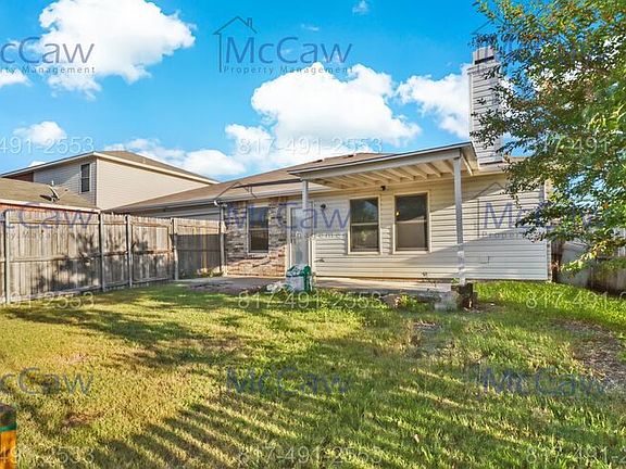 3rd image of 1398 Stewart Dr