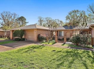 89 Shore Dr, Clinton, MS 39056