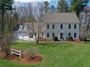 7 Crosby Rd, Glastonbury, CT 06033