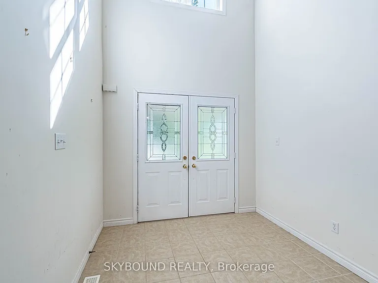 735 Karlsfeld Rd — Photo 4