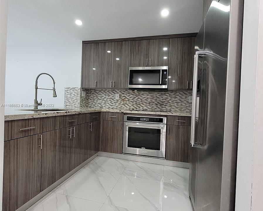 1st image of 7101 Byron Ave APT 304
