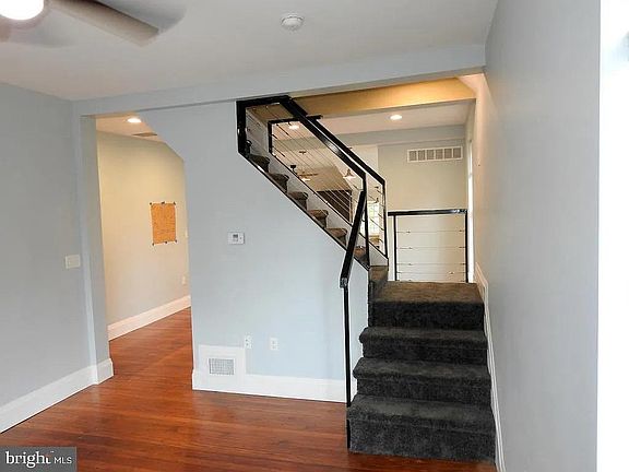 2nd image of 111 S Congress St APT 2