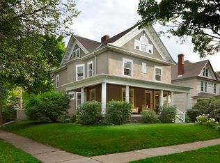 924 Goodrich Ave, Saint Paul, MN 55105