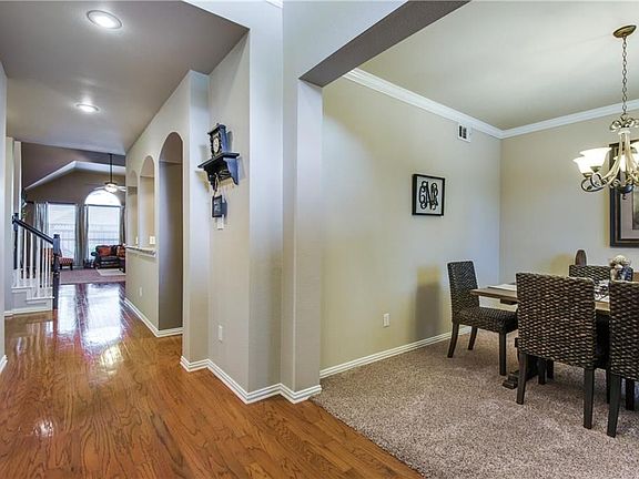 5th image of 8417 Turnberry Dr