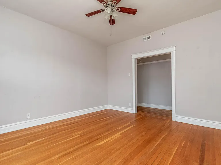 2334 Tower Grove Ave #2W — Photo 7