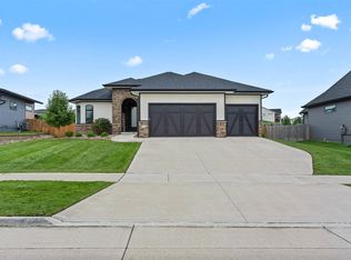 2550 Belmont Blvd, Waukee, IA 50263