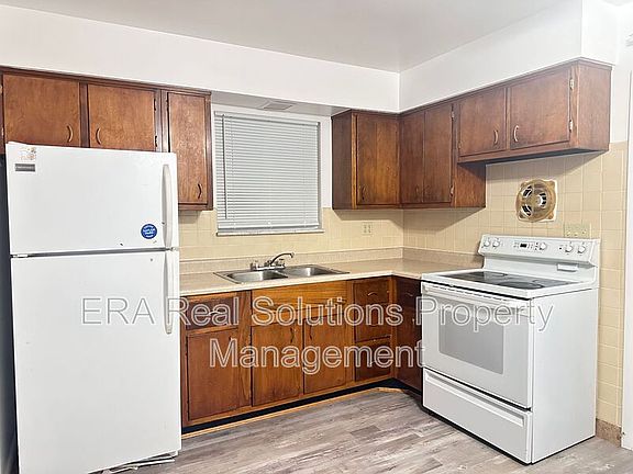 4th image of 233 Rockaway Ave APT 4